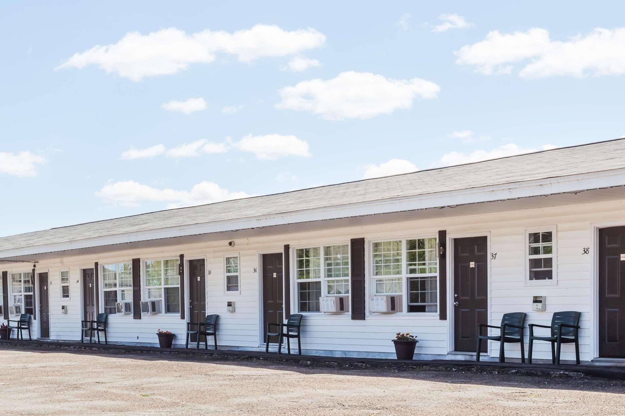 Lincoln Inn Fredericton Exterior foto